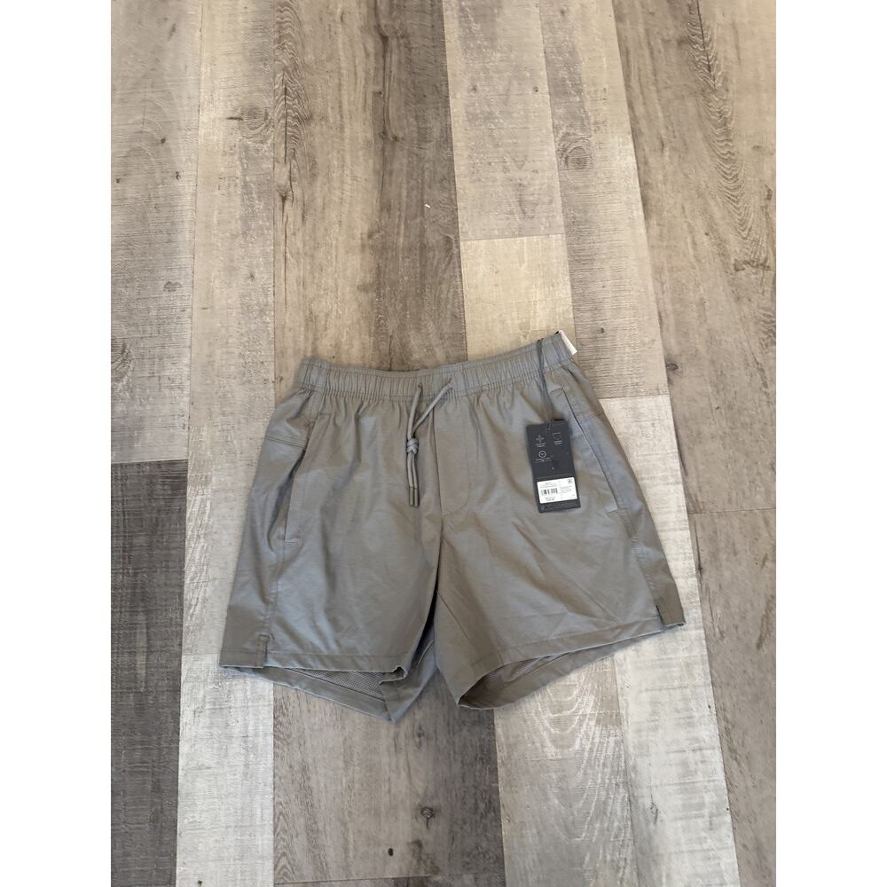 VRST Everyday Shorts Mens Small Four Way Stretch UV Protection Zipper Pocket Ath
